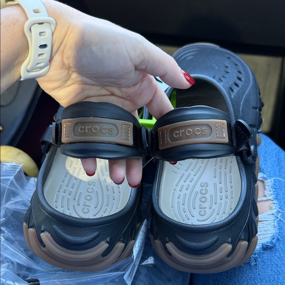 CROCS Kids' Black Sandals - Picture 5 of 7